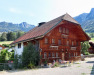 Holzhaus in Estavannens
