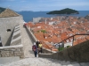 auf der  Stadtmauer von Dubvronik